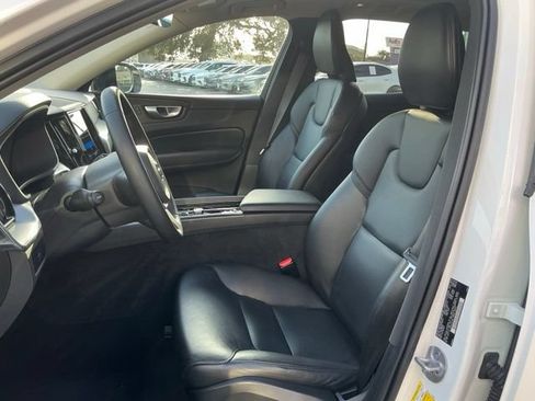 Certified 2024 Volvo XC60 B5 Core w/ Protection Package Premier AWD/4WD image 12