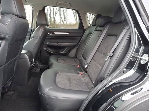 Used 2018 MAZDA CX-5 Touring image 11