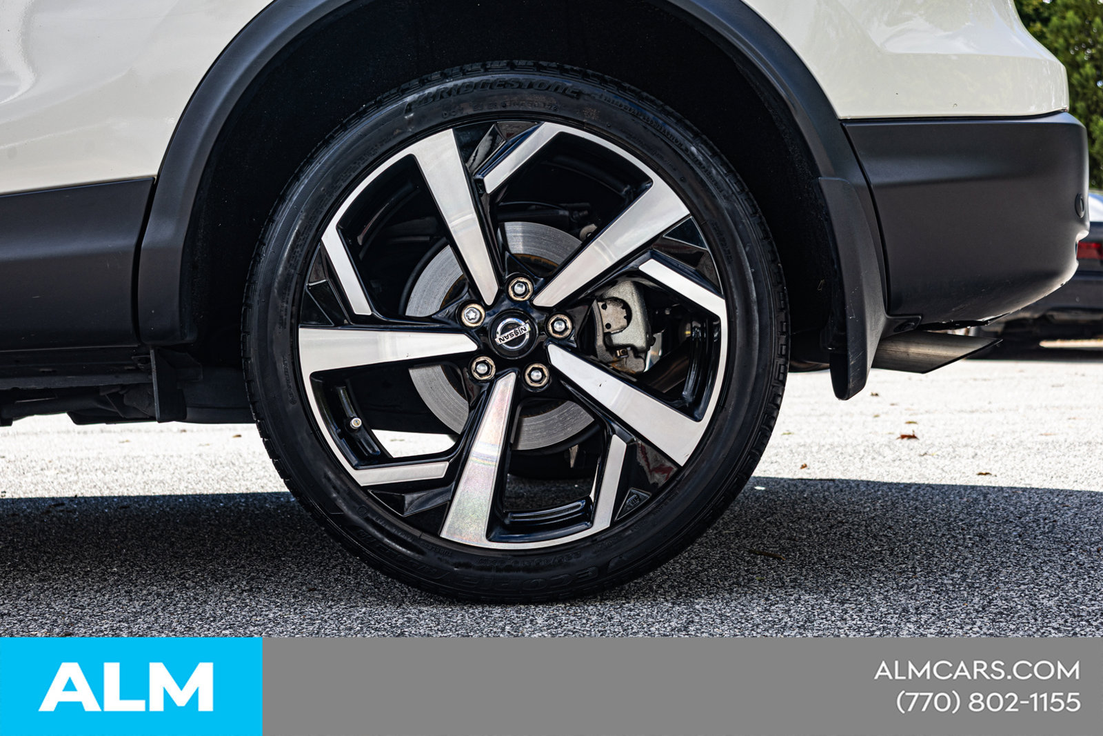 Used 2022 Nissan Rogue Sport SL w/ Premium Package FWD image 16