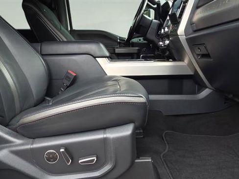 Used 2022 Ford F350 Platinum image 15