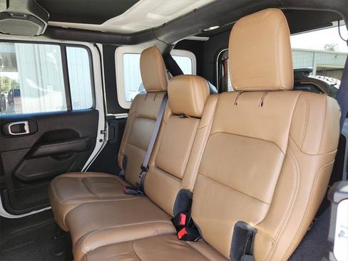 Certified 2022 Jeep Wrangler Unlimited Rubicon w/ LED Lighting Group image 16