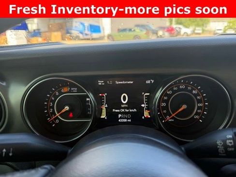 Used 2022 Jeep Wrangler Unlimited Sport image 6