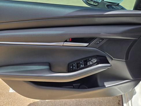 New 2026 MAZDA MAZDA3 s FWD image 19