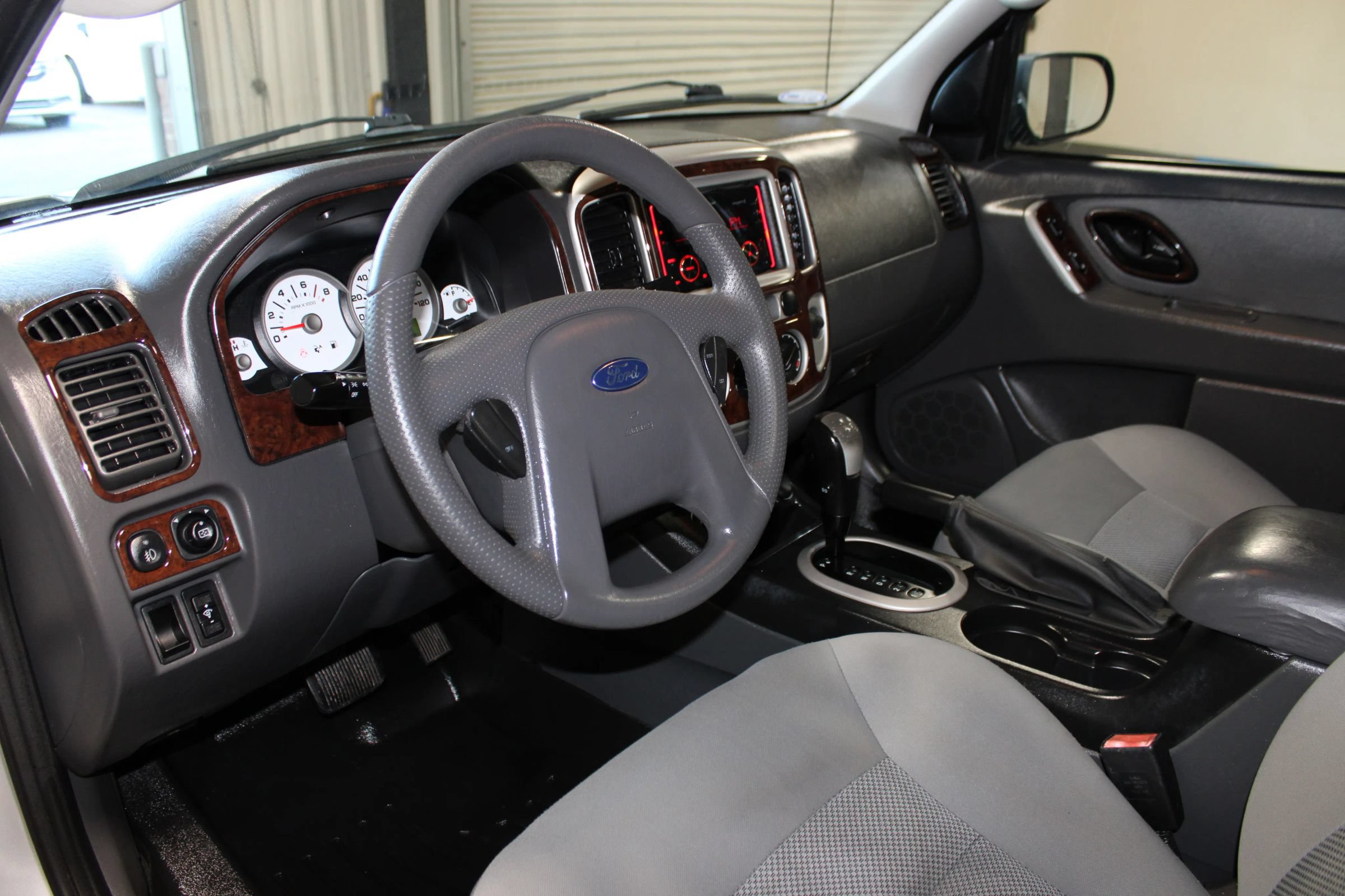 Used 2006 Ford Escape XLT FWD image 17