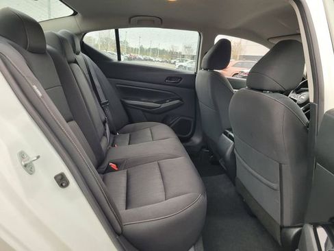 Used 2023 Nissan Altima 2.5 SV image 16