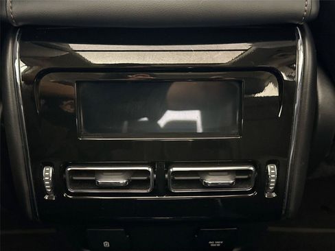 Used 2022 Lincoln Aviator Reserve AWD/4WD image 37