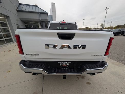 New 2026 RAM 1500 4x4 Crew Cab image 13