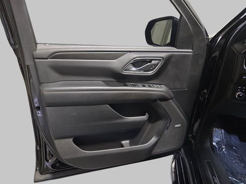 Used 2021 GMC Yukon XL AT4 w/ Technology Package image 31