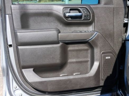 Used 2021 GMC Sierra 1500 AT4 w/ AT4 Preferred Package image 11