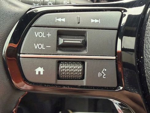 Certified 2025 Honda Pilot TrailSport image 27