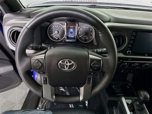 Certified 2022 Toyota Tacoma Limited image 22