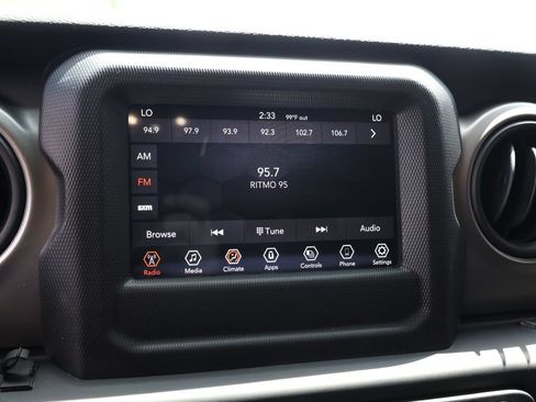 Used 2021 Jeep Wrangler Sport AWD/4WD image 20