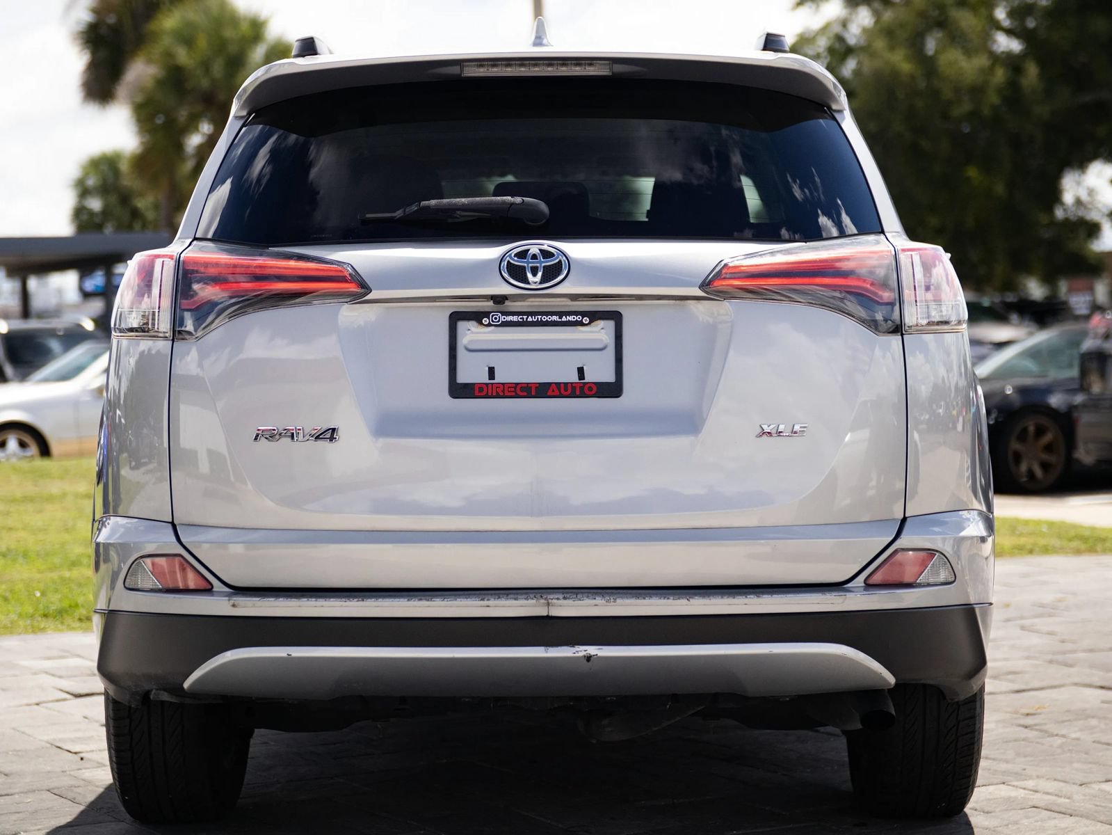 Used 2016 Toyota RAV4 XLE FWD image 11