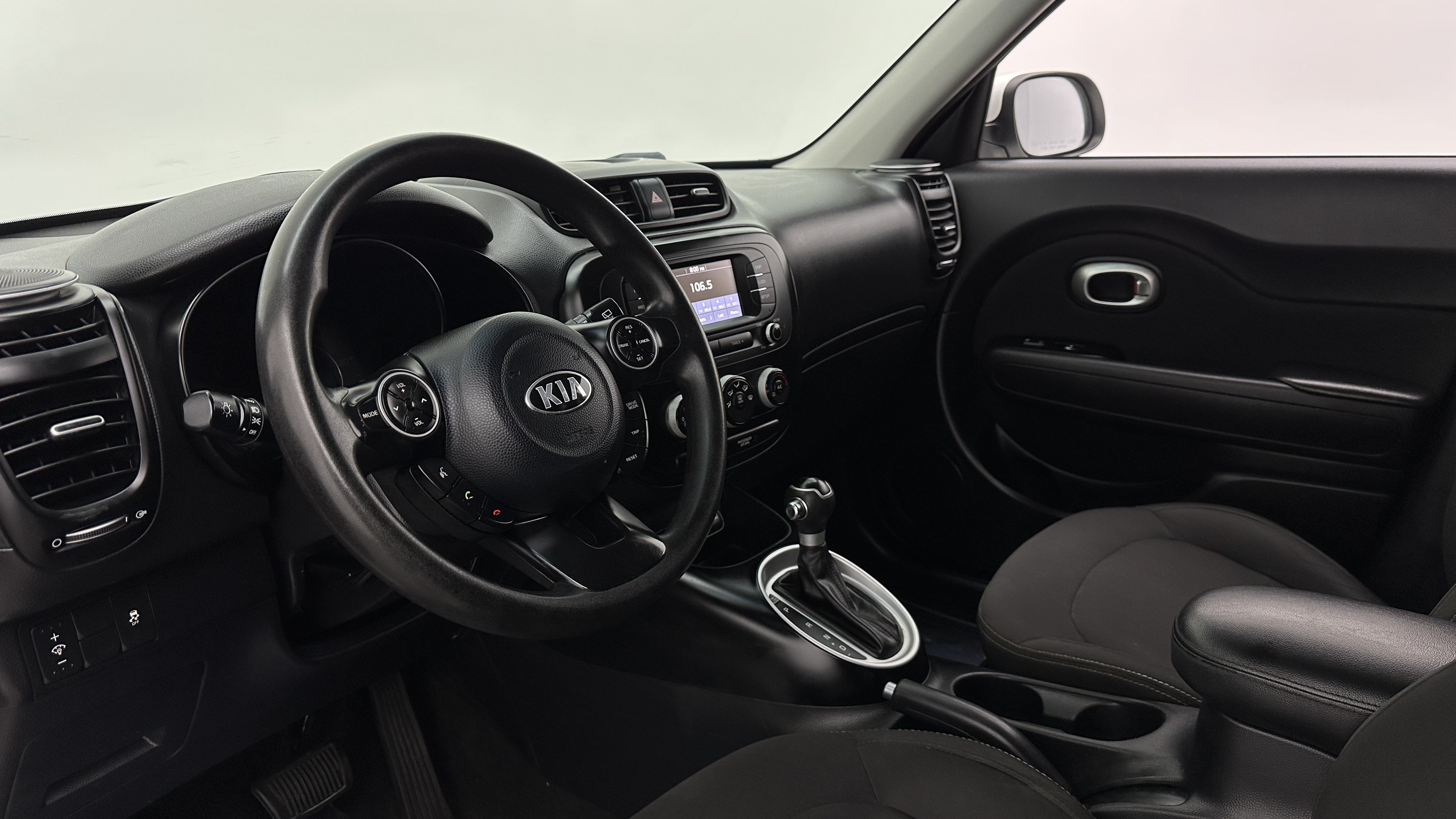 Used 2019 Kia Soul FWD image 12
