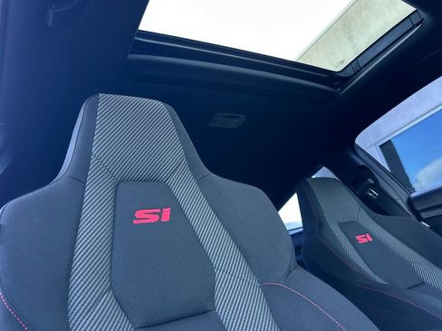 Used 2018 Honda Civic Si image 14