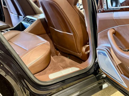 Used 2018 Porsche Panamera Turbo image 53