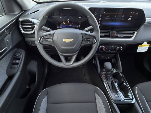 New 2026 Chevrolet TrailBlazer LT w/ Driver Confidence Package image 11