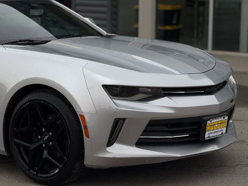 Used 2017 Chevrolet Camaro LT w/ RS Package image 8