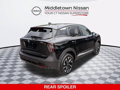 Certified 2025 Nissan Kicks SV AWD/4WD image 4