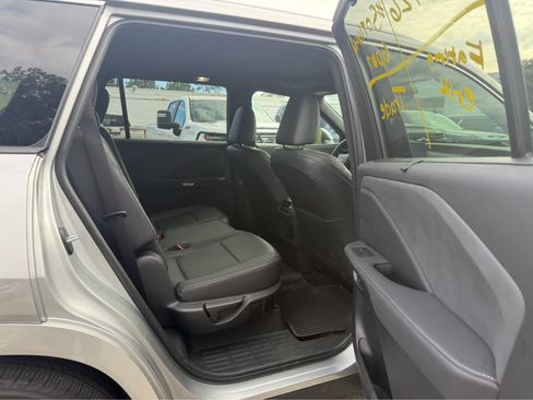 Used 2026 Lexus TX 350 AWD w/ Technology Package image 5