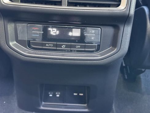 New 2026 Volkswagen Atlas SE image 18