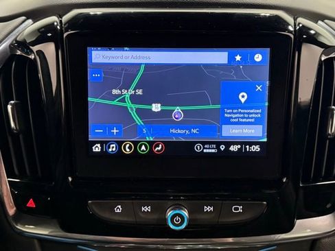 Used 2023 Chevrolet Traverse RS image 28
