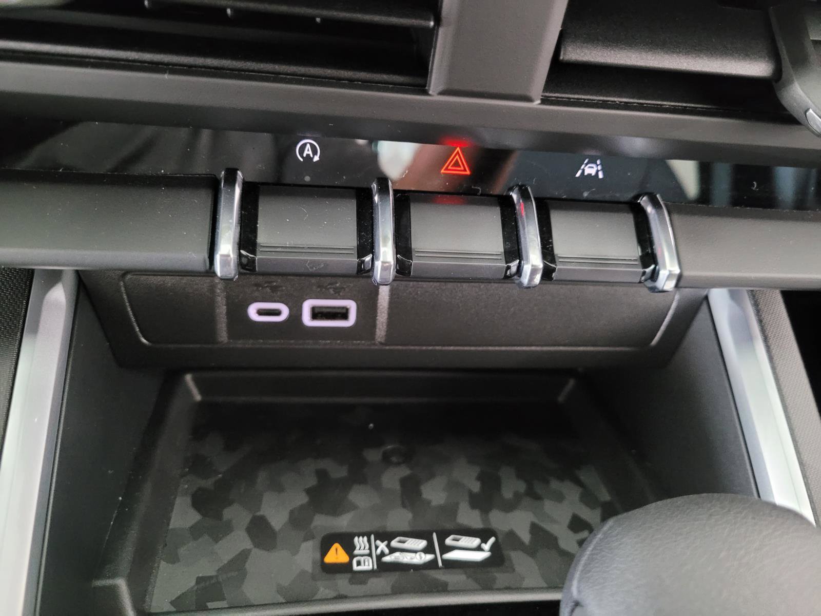 New 2026 Chevrolet Colorado Trail Boss w/ Midnight Edition AWD/4WD image 18