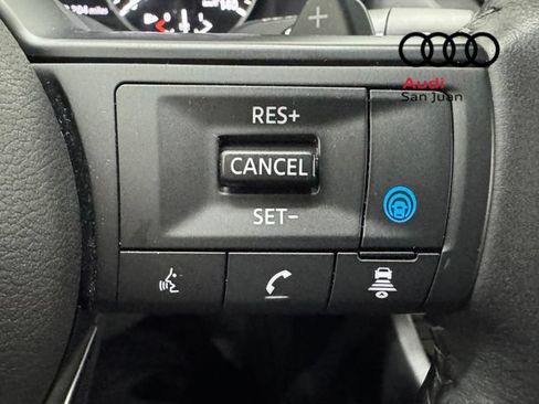 Used 2024 Nissan Rogue SV w/ SV Premium Package FWD image 22