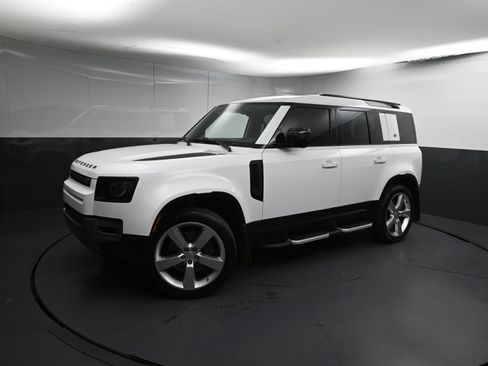 Used 2023 Land Rover Defender 110 X-Dynamic SE image 1