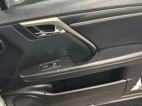 Used 2018 Lexus RX 350 FWD image 19