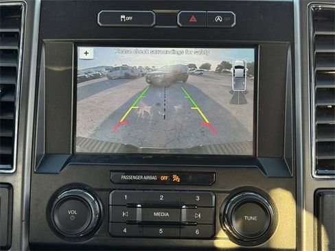 Used 2018 Ford F150 XLT w/ Equipment Group 302A Luxury image 18