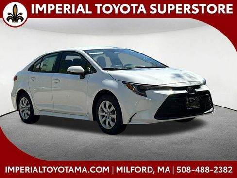 New 2026 Toyota Corolla LE FWD image 1