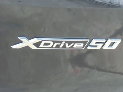 Used 2024 BMW iX xDrive50 w/ Premium Package AWD/4WD image 28