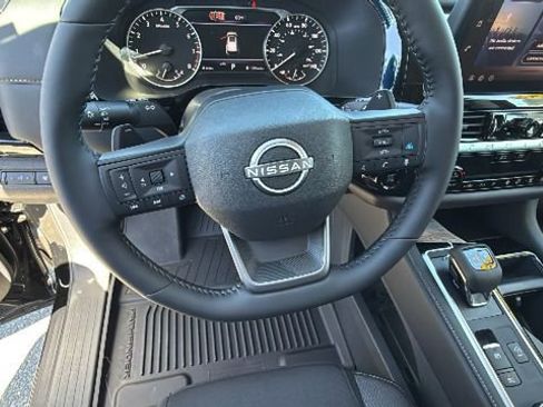 New 2026 Nissan Pathfinder SV AWD/4WD image 18