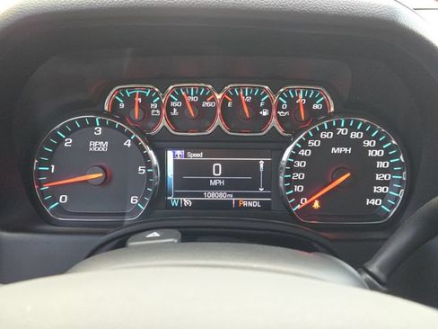 Used 2019 Chevrolet Tahoe LT w/ LT Signature Package AWD/4WD image 16