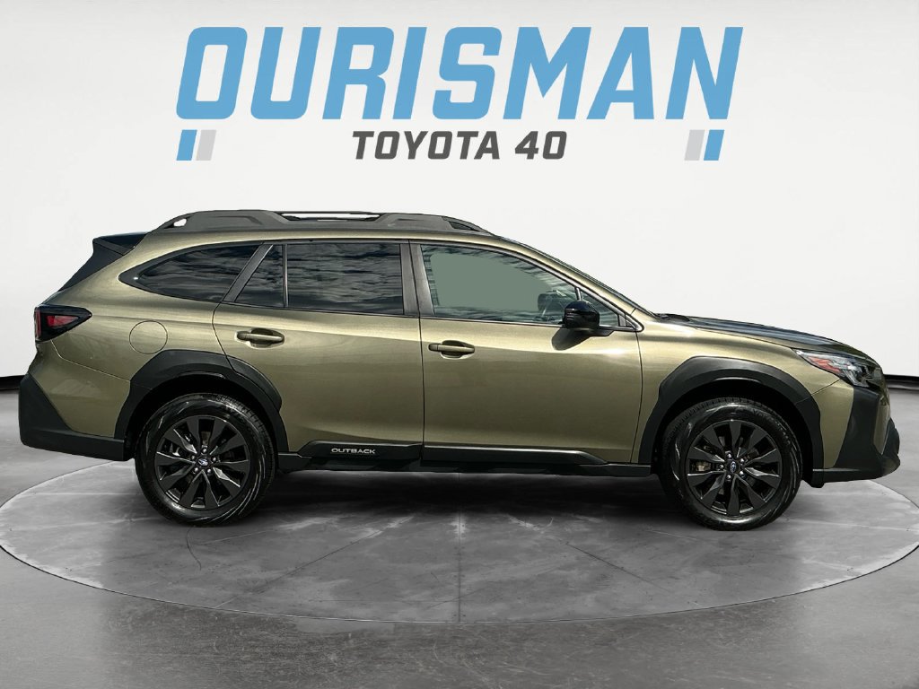 Used 2025 Subaru Outback Onyx Edition AWD/4WD image 8