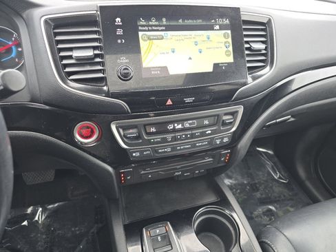 Certified 2020 Honda Pilot Touring image 34
