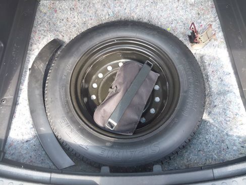 Used 2019 Honda CR-V LX image 16