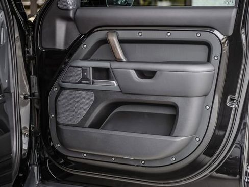 Used 2020 Land Rover Defender 110 X image 55