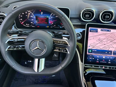 Used 2024 Mercedes-Benz C 300 Sedan image 32
