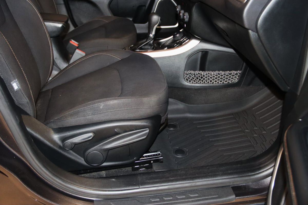 Used 2018 Jeep Compass Sport AWD/4WD image 49