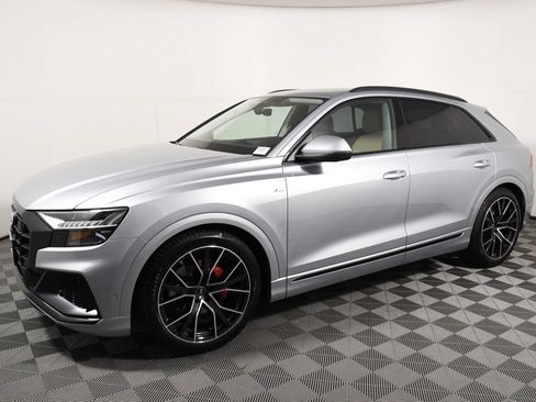 Used 2023 Audi Q8 Prestige AWD/4WD image 2