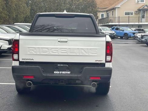 Certified 2024 Honda Ridgeline Sport image 6