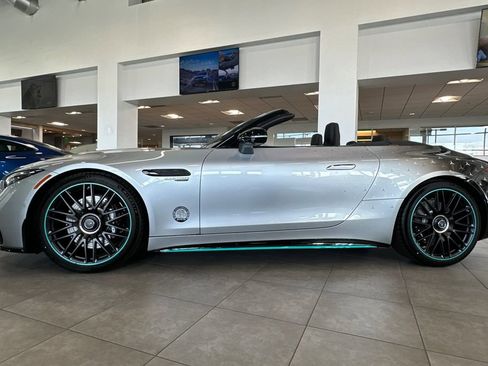 New 2024 Mercedes-Benz SL 63 AMG 4MATIC image 3