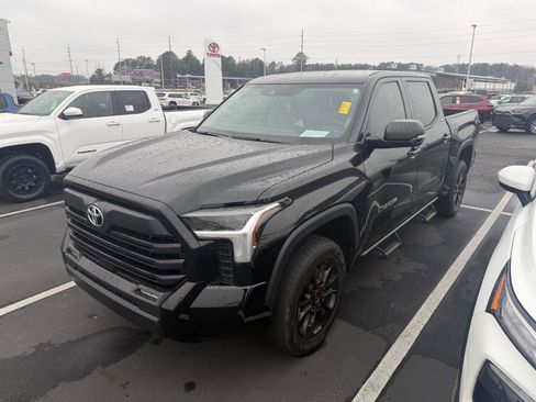 Used 2024 Toyota Tundra SR5 w/ SR5 Premium Package image 11
