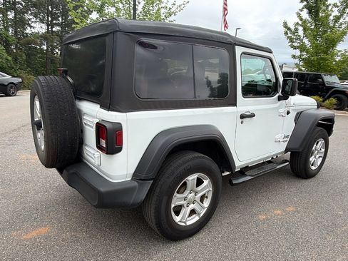 Used 2020 Jeep Wrangler Sport AWD/4WD image 8