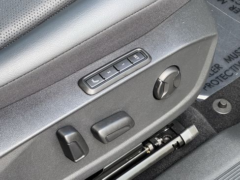 Used 2022 Volkswagen ID.4 Pro S image 36