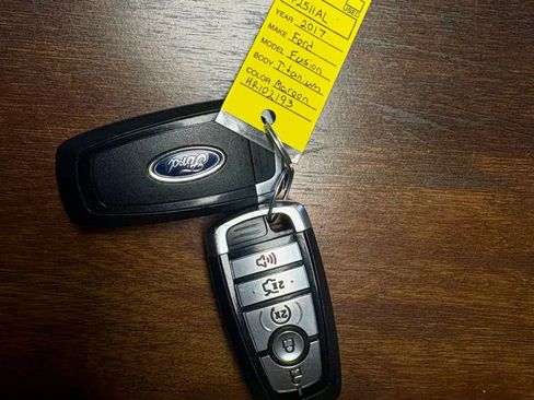 Used 2017 Ford Fusion Titanium image 40