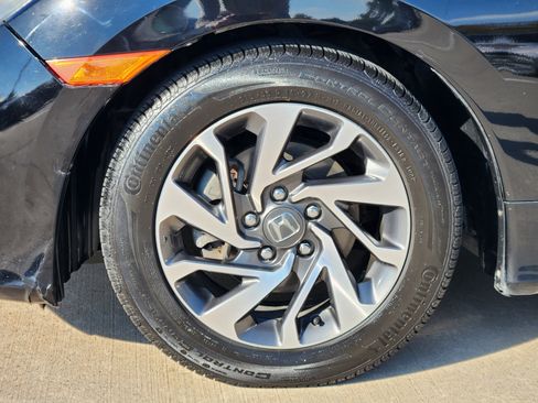 Used 2016 Honda Civic EX image 10