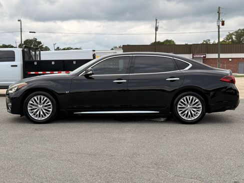 Used 2016 INFINITI Q70 L 3.7 RWD image 6